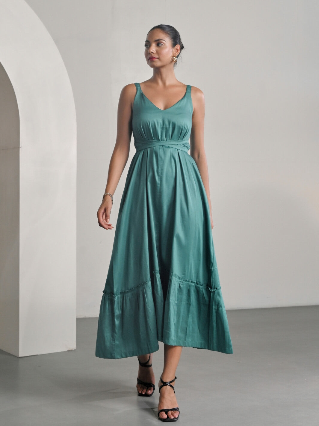 Green Cotton Satin Sleeveless Party Dress MoonTara Green Cotton Satin Sleeveless Party Dress MoonTara