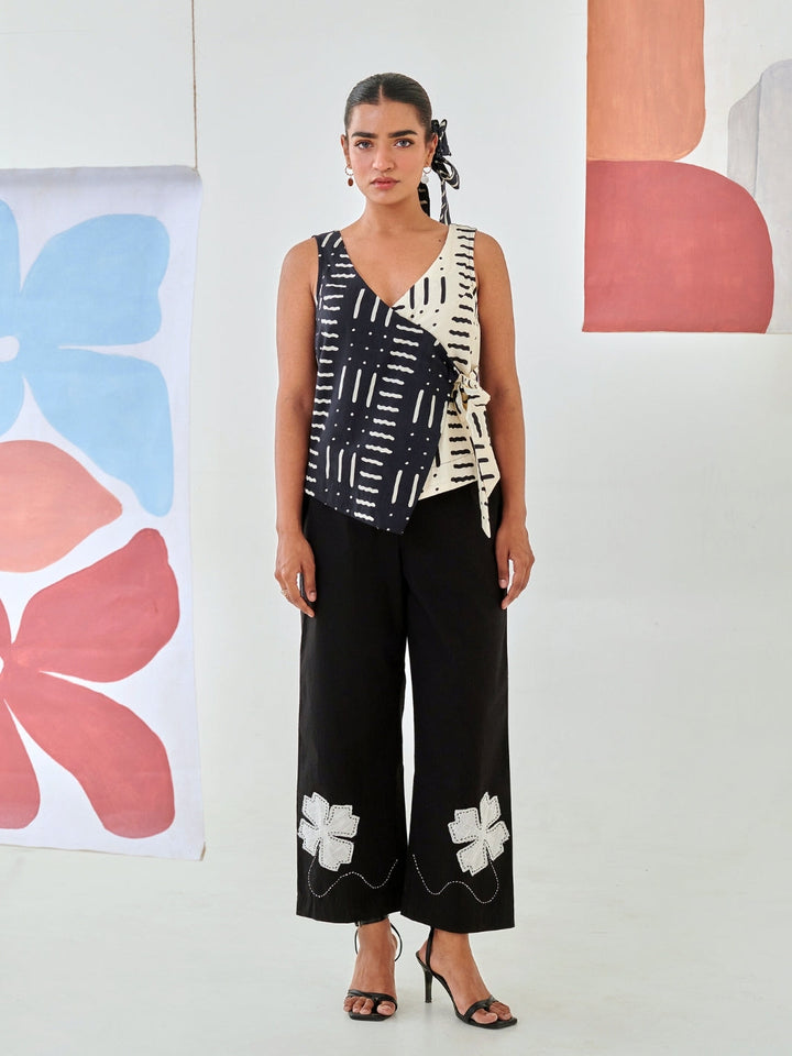 Black & White Abstract Print Wrap Top