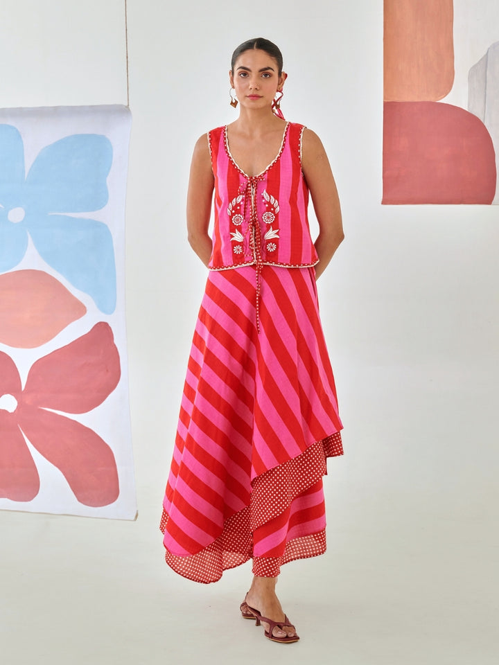 Pink & Red Layered Skirt Paired With Sleevless Embroidered Top