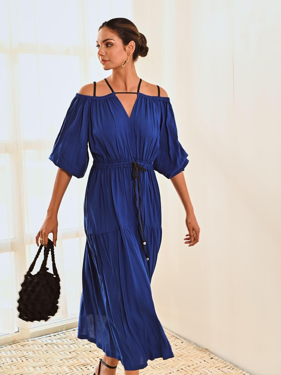 Shop Flowy Dresses for Women | MoonTara Shop Flowy Dresses for Women | MoonTara